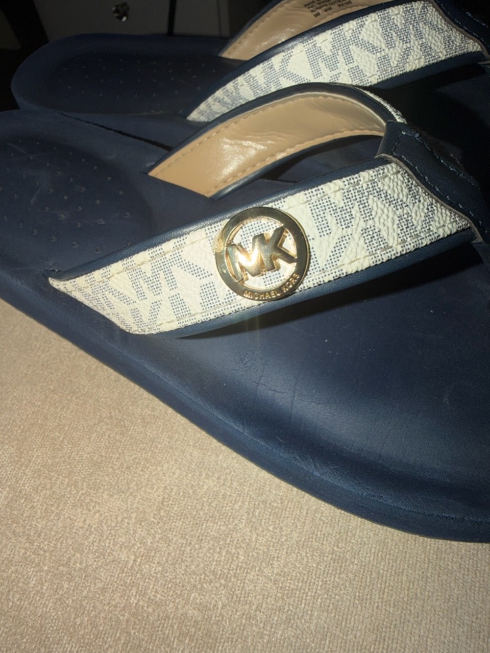 Michael Kors Navy and White Logo Thong Sandals - Picture 4 of 4